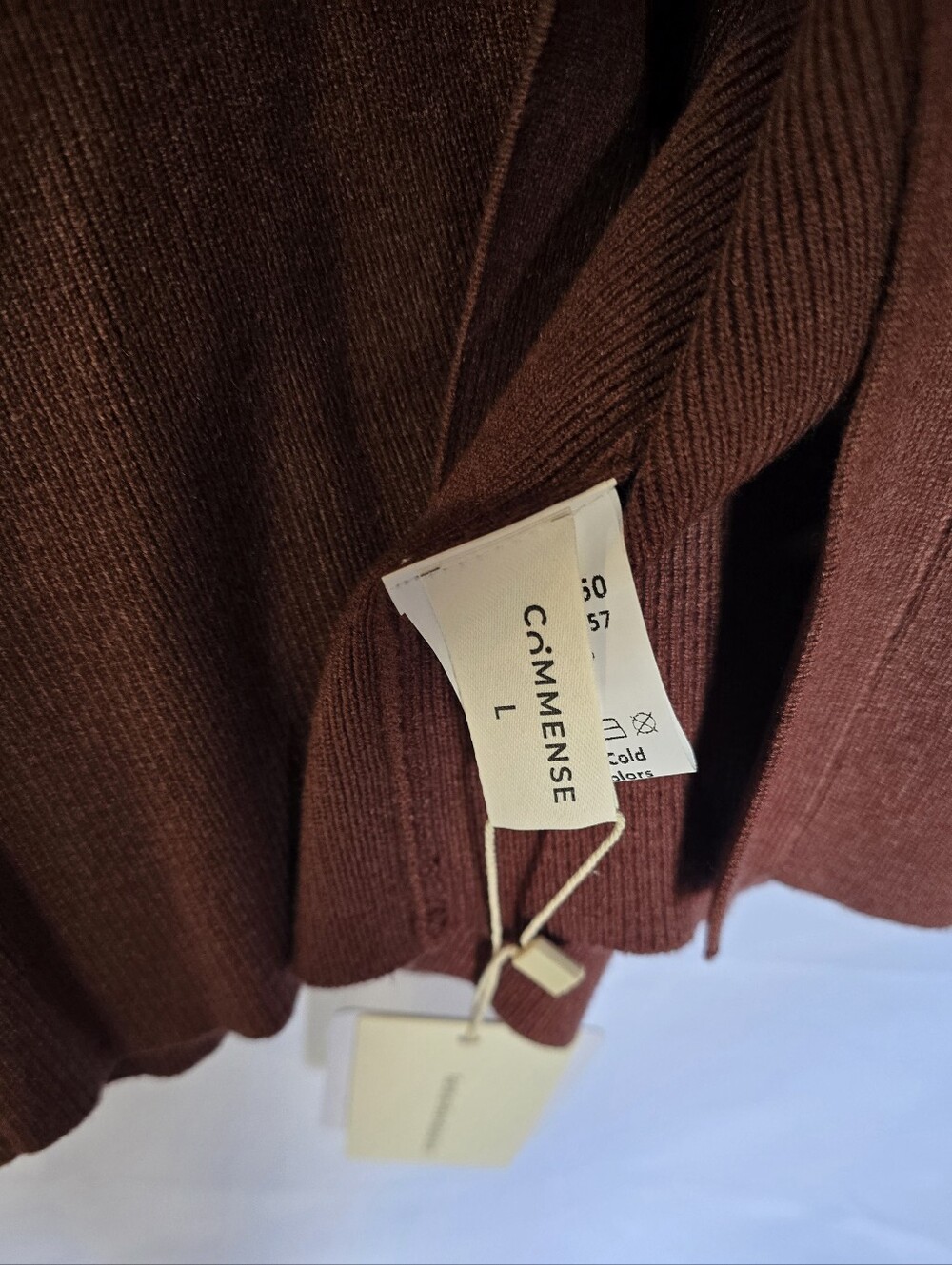 Commense V-Neck Chunky Cardigan - Picture 4 of 5